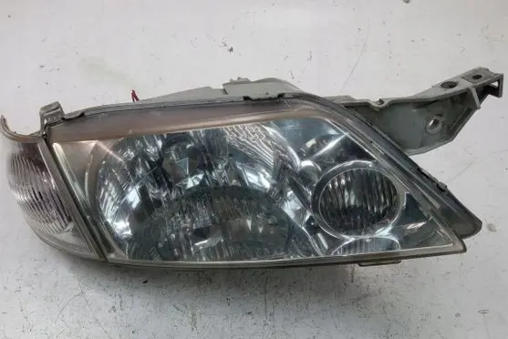 Mazda Premacy Headlight/headlamp P1989R