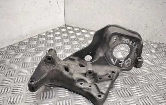 Volvo V70 Fuel pump bracket 31401103