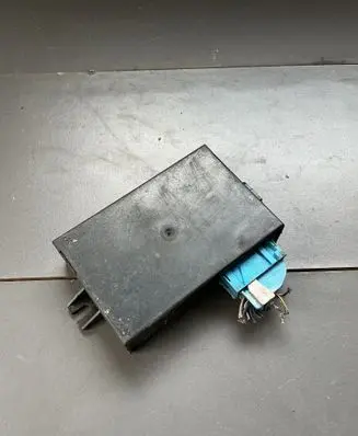 BMW 5 E39 Cruise control unit/module 65718375497 329712 118680