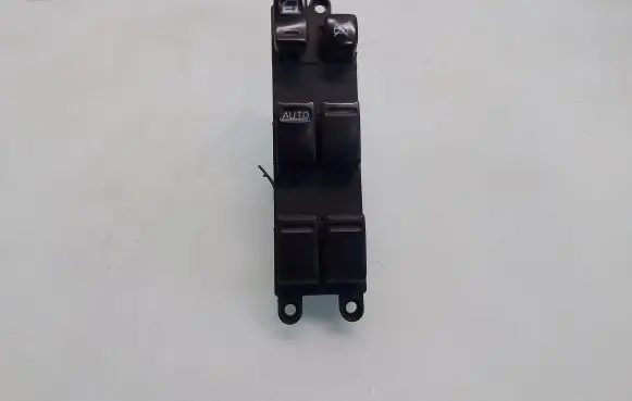Nissan X-Trail T30 Electric window control switch