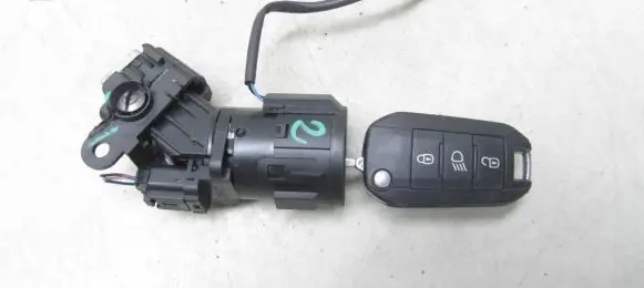 Peugeot 308 Ignition lock 9663123380
