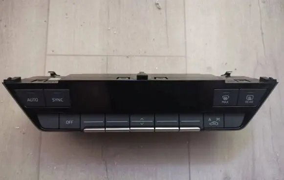 Audi Q4 Sportback e-tron Climate control unit 89A820043