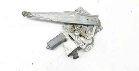 Toyota Corolla E120 E130 Front door window regulator with motor 0130822031