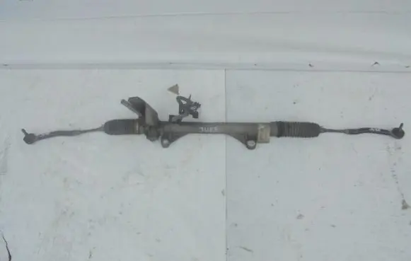 Nissan Juke I F15 Steering rack