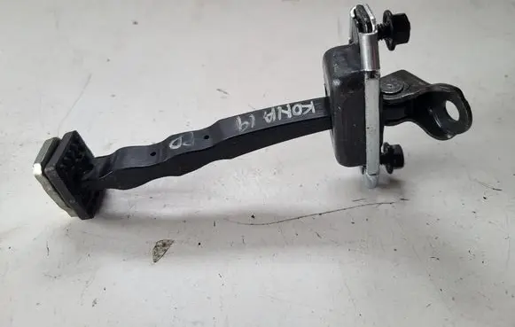 Hyundai Kona I Front door check strap stopper 