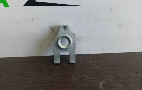 Renault Trafic III (X82) Fuel Injector clamp holder
