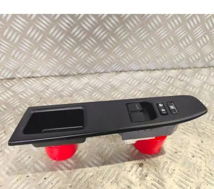 Toyota Yaris Electric window control switch 742320D680 FK2072