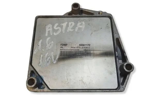 Opel Astra H Engine control unit/module ECU 55561172 MT35E23