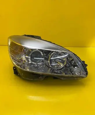 Mercedes-Benz C W204 Headlight/headlamp A2048200261