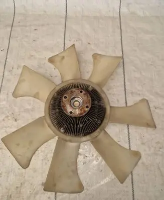 Nissan Pathfinder R50 Viscous fan 