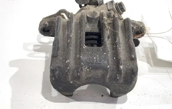 Volkswagen Golf IV Rear brake caliper 