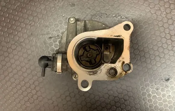 Vacuum pump