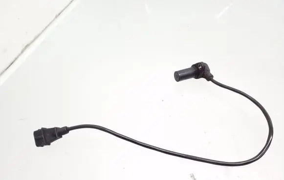 Opel Vectra B Crankshaft position sensor 0281002138