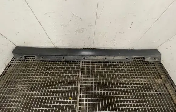 Mercedes-Benz E W212 Sill A2126900240