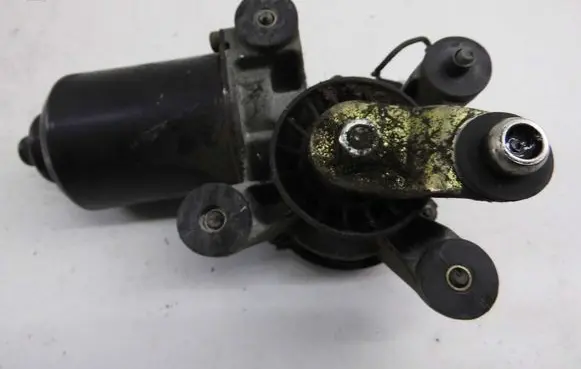 Mazda 323 F Front wiper linkage and motor 849200-0130