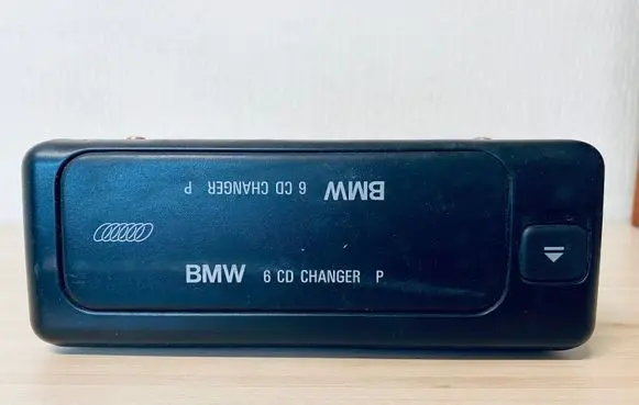 BMW 7 E38 CD/DVD changer 8361058