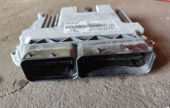 Hyundai Sonata Engine control unit/module 3911327405