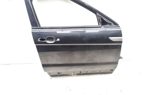 Land Rover Discovery Sport Front door 
