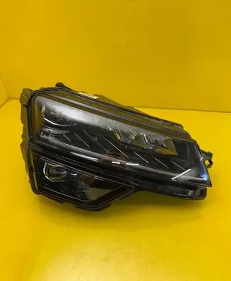 Skoda Karoq Headlight/headlamp 57B941016B
