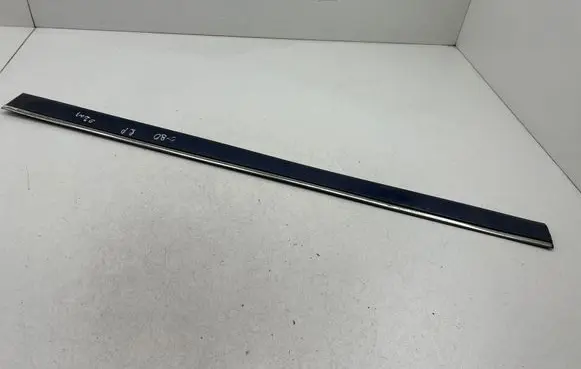 Volvo S80 Front door trim (molding) 8658935