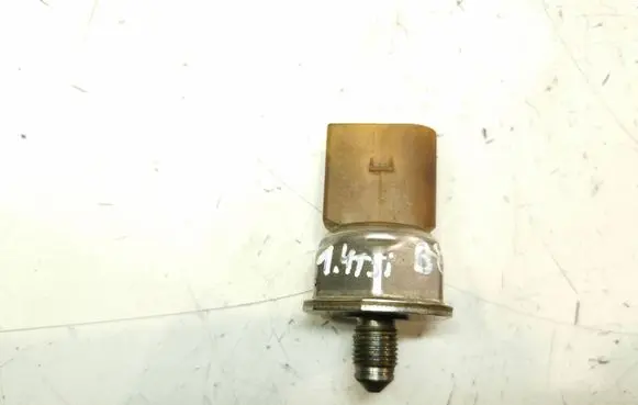 Fuel pressure sensor