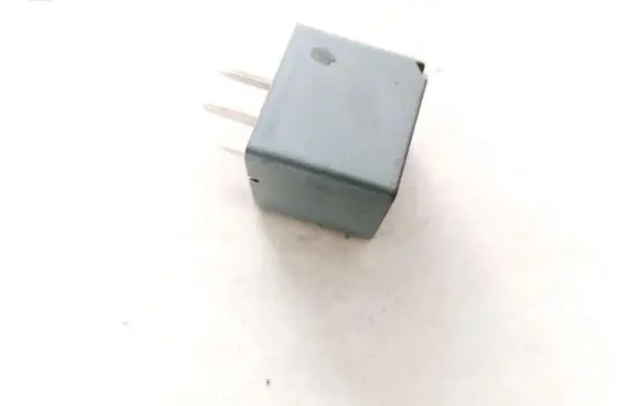 KIA Carens I Other relay 0K2A167740