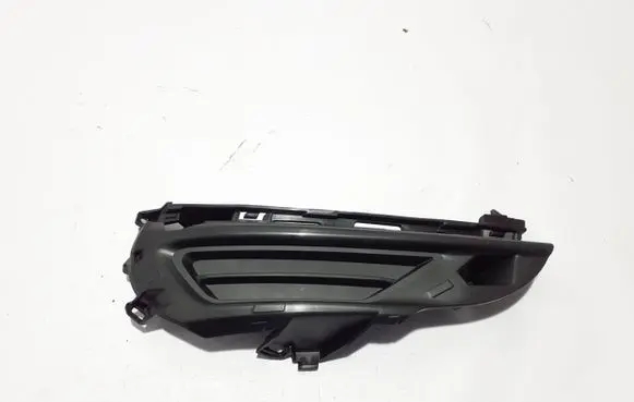Volvo XC60 Front bumper lower grill 31425182