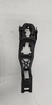Skoda Octavia Mk2 (1Z) Front door exterior handle/bracket 6y0837885666