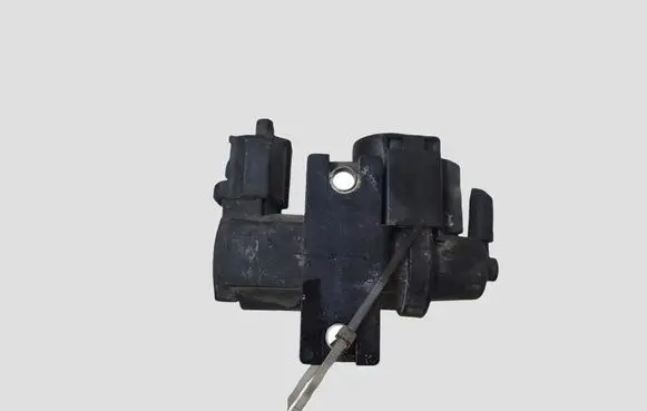 Toyota Avensis T250 Turbo solenoid valve 258190R010