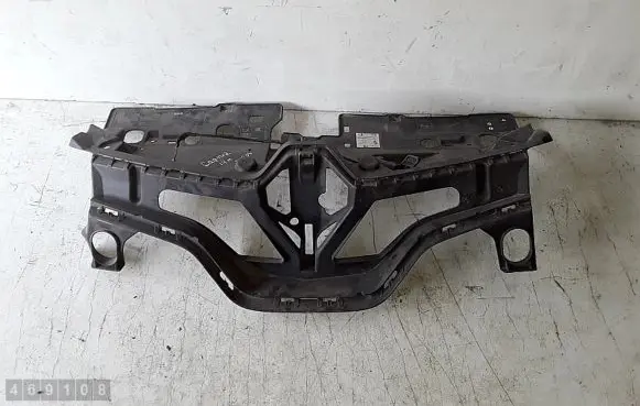 Renault Captur Front grill 620935704R