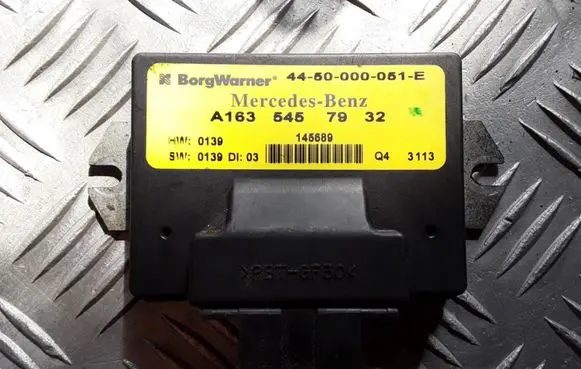 Mercedes-Benz ML W163 Transfer box differential control unit A1635457932 4450000051E