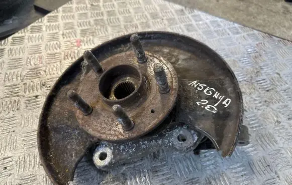 Opel Insignia A Front wheel hub