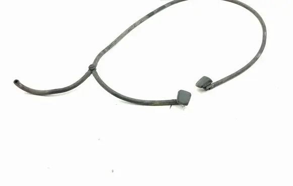 Maserati Quattroporte Windshield washer spray nozzle 