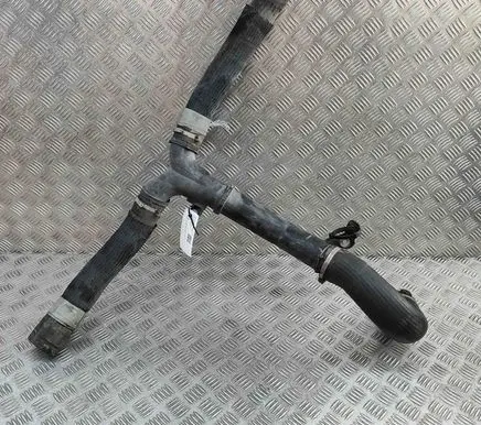 Maserati Levante Intercooler hose/pipe 670105711