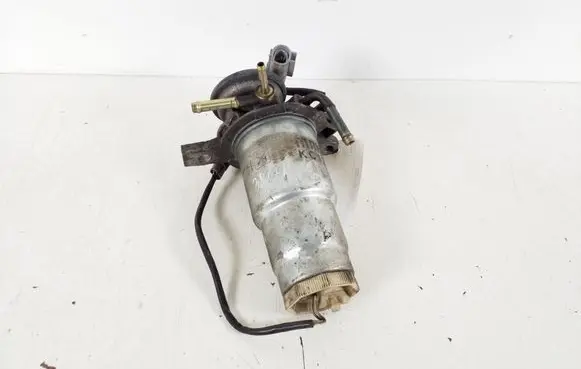 Toyota Avensis T220 Fuel filter housing 23390-64450
