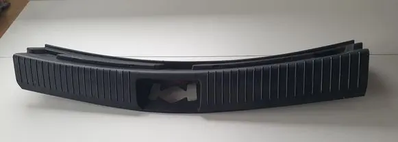 Hyundai i30 Tailgate/boot lid lock trim 