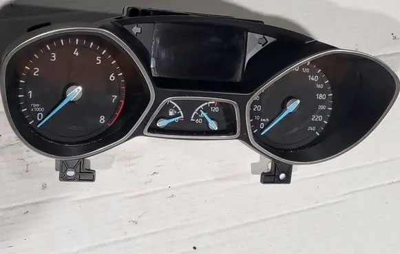 Ford Kuga II Speedometer (instrument cluster) GV4T10849JN