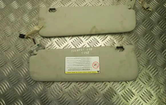 Peugeot 207 CC Sun visor T661