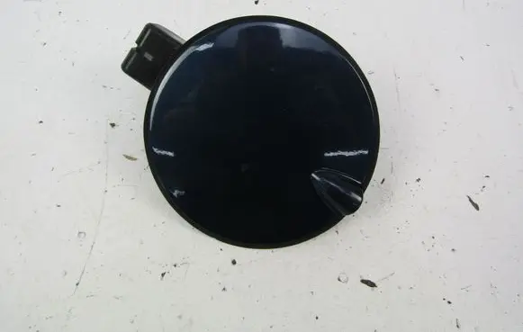 Opel Zafira A Fuel tank cap trim 
