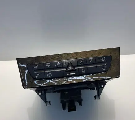 Mercedes-Benz E W211 CD/DVD changer A2116800552 2116800552