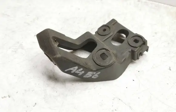 Audi A4 S4 B6 8E 8H Front bumper mounting bracket