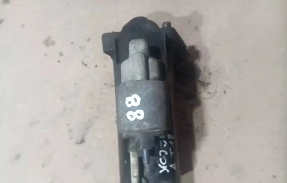 Volvo XC90 Starter motor 0001109311