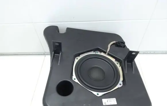 Tesla Model S Subwoofer speaker 104254400A 100032600403