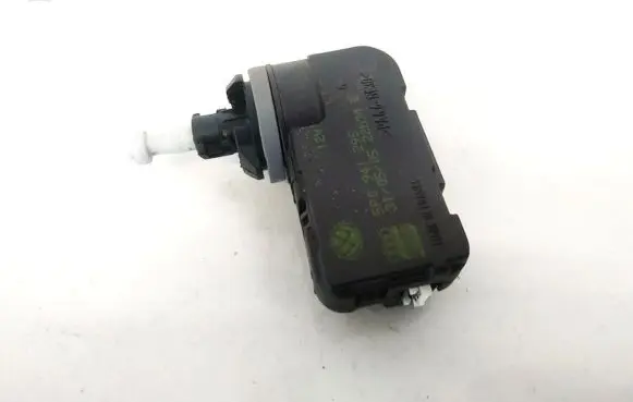 Seat Altea Headlight level adjustment motor 5P0941295