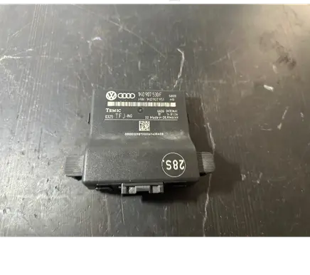 Volkswagen Touran I Gateway control module 1K0907530E 0325 1K0907951