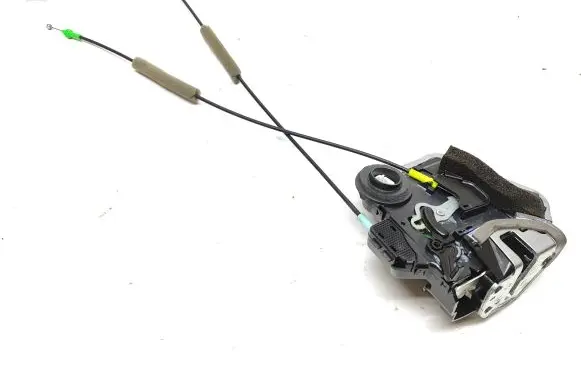 Lexus IS III XE30 Rear door lock 3H2818