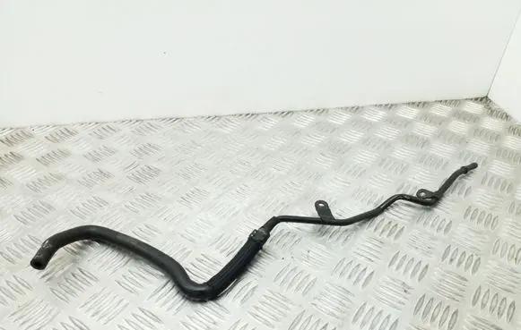 Volkswagen PASSAT B7 Engine coolant pipe/hose 5K0121064A 5K0121070C