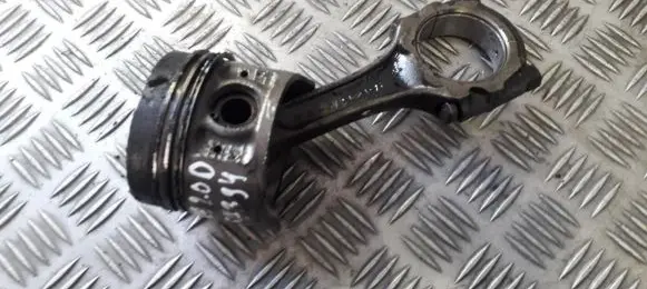 Nissan Almera Piston with connecting rod 57J2 57J-2