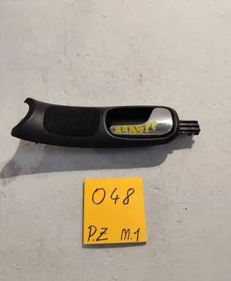 Audi A4 S4 B5 8D Front door interior handle 394899