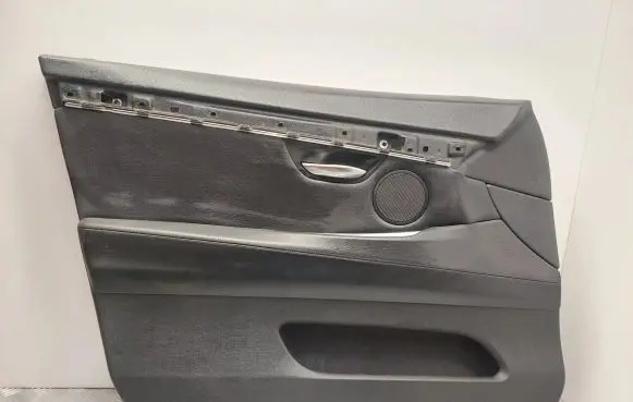 BMW 5 GT F07 Front door card panel trim